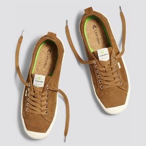 Cariuma OCA Shoes Mens 9.5 Womens 11 Camel Suede Low Top Lace Up Sneaker NEW BOX